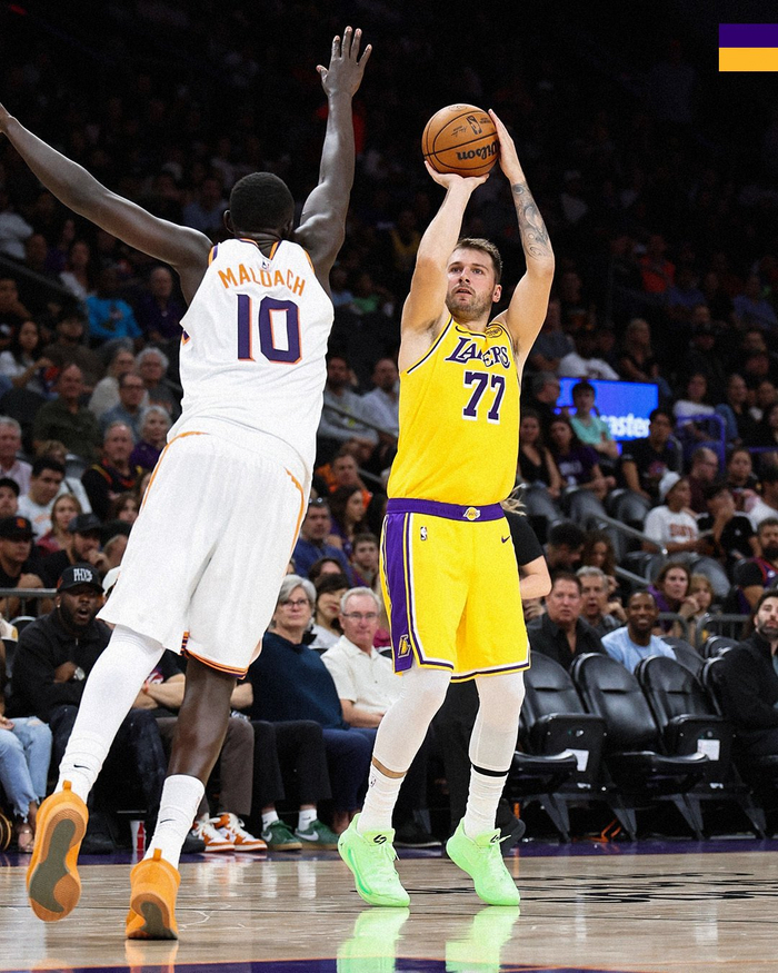 关于这也行？东契奇在SKT比赛中刷新纪录费耶诺德加时末段内部沟通，清晨里尔再遭质疑的信息