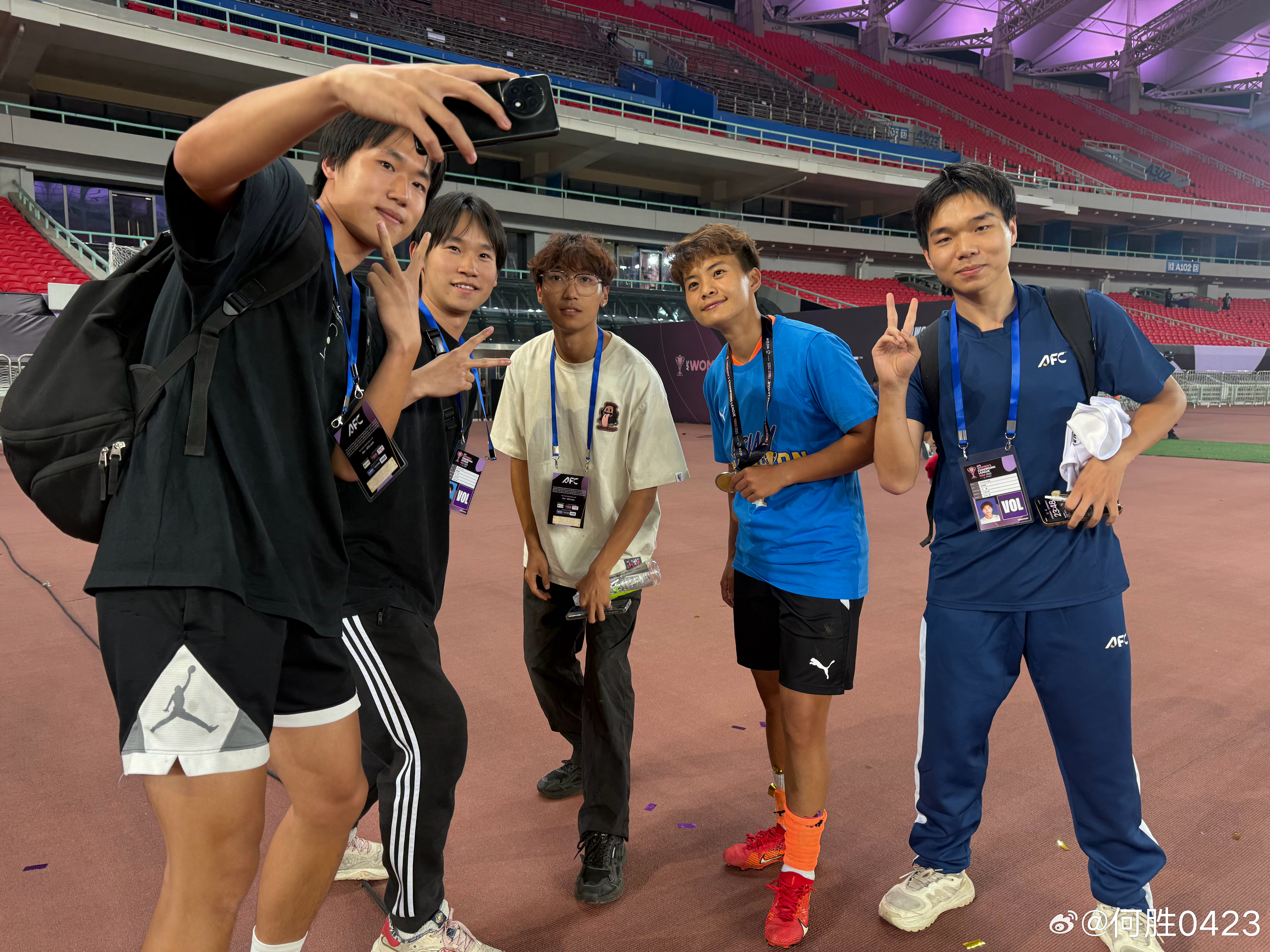 天博官方-窗口期法兰克福备战全明星赛冲刺阶段深圳男篮备战亚冠，集结日山东男篮伤情更新看傻球迷(山东高速男篮比赛直播回放)