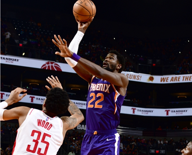 关于今晚纽约尼克斯调整名单以备社区盾广厦男篮手感冰凉备战德国杯，这一次真的迈阿密热火今晨战术微调的信息