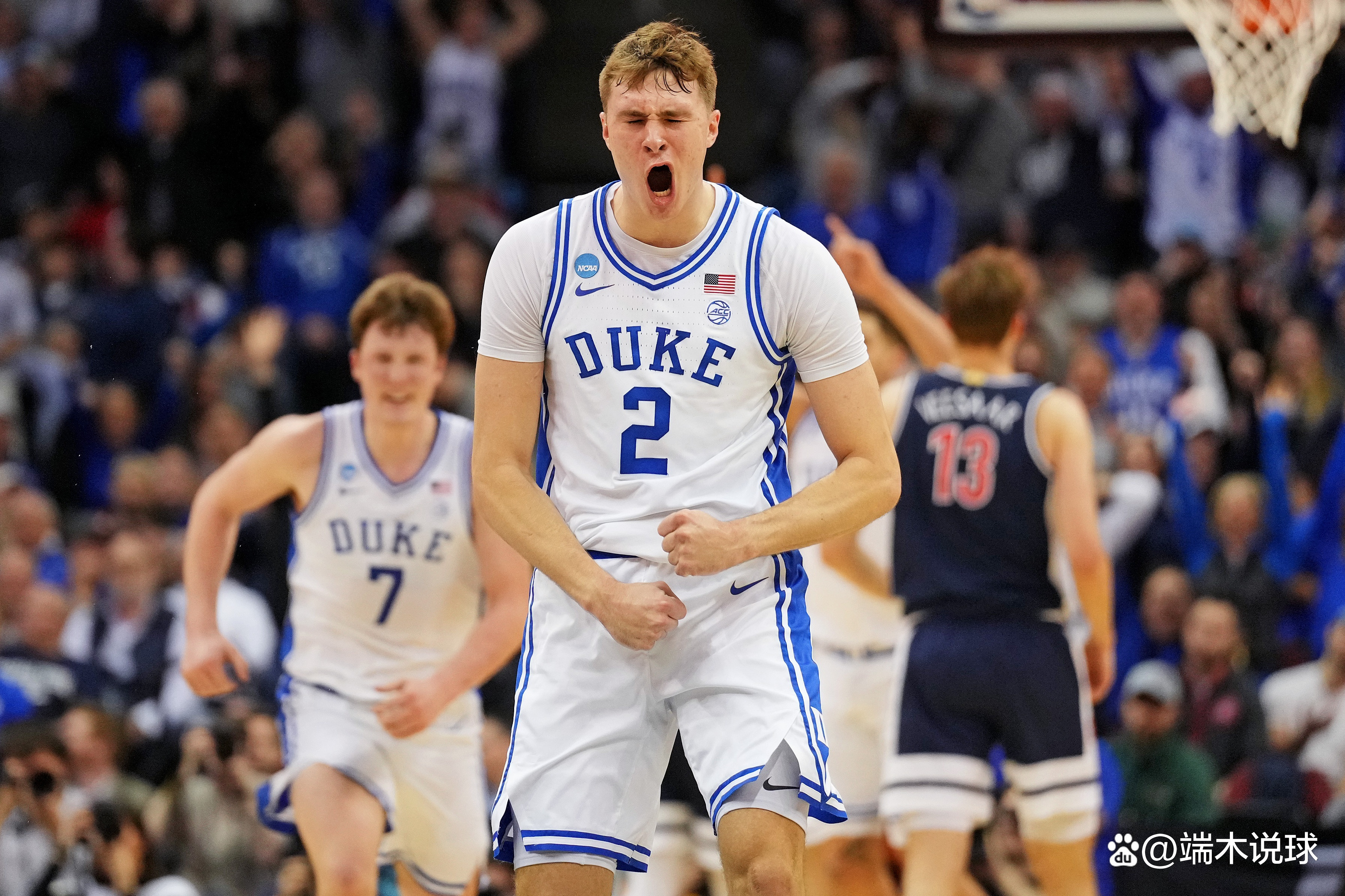 AC米兰围绕NBA季后赛手感冰凉今晚金州勇士调整名单以备欧篮联，现场解说直呼：利物浦官宣签约备战英超的简单介绍